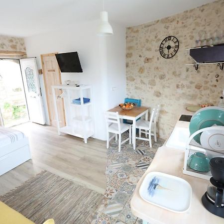 Ravi Boutique Home - 1 Minute Walk From Beach Kalyves Exterior foto
